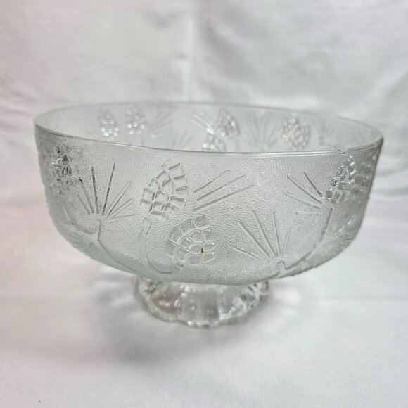 Vintage Tiara Ponderosa Pine Pedestal Bowl Frosted with Pinecones & Pine Needles - Picture 1 of 9
